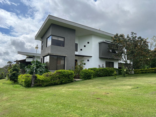 Venta De Casa En Barva Con Lote De 7011 Metros2 Planos Y Arboles Frutales
