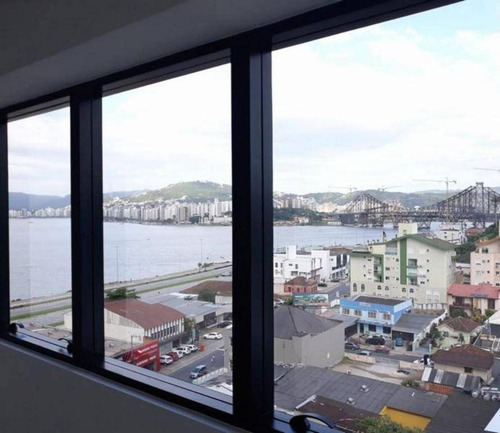 Imagem 1 de 10 de Sala Comercial Com 27 M² Com Vista Mar - Sa0409