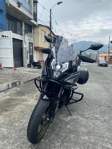 Vendo Cfmoto 700mt Modelo 2024 Con 6.500km