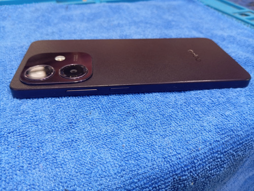 Oppo A40 De 256 Gb 8gb Ram Violeta Oscuro (Usado)