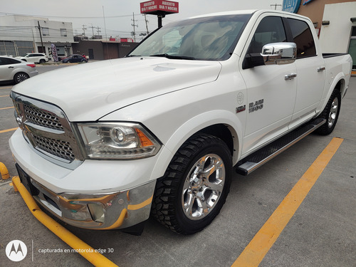 Dodge Ram 1500 LARAMIE 4X2 Doble Cab V8 5.7Lts. HEMI