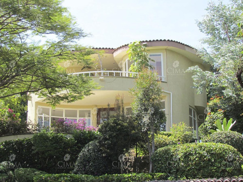 Imagen 1 de 30 de Venta Casa Moderna Con Vista Y Alberca En Cuernavaca - V72