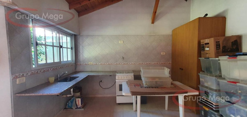 Imagen 25 de 30 de Hermosa Casa 4 Dorm Gje Fondo Parquizado