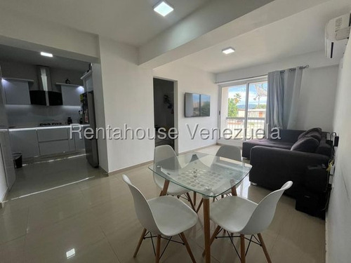 Estefani Salon Vende Hermoso Apartamento Al Oeste Centro Barquisimeto/lara/25-21398