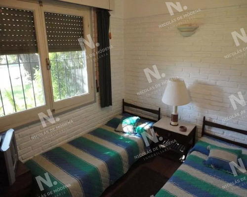 Imagen 16 de 30 de Linda Casa De Muy Buena Capacidad! En Excelente Zona! - Punta Del Este Mansa