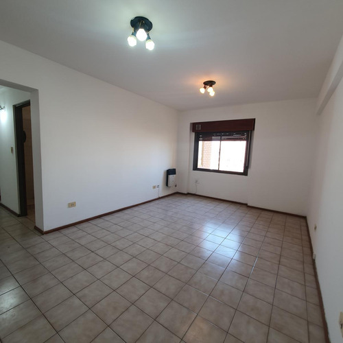 Venta Departamento 1 Dormitorio. Edificio Esperanza V