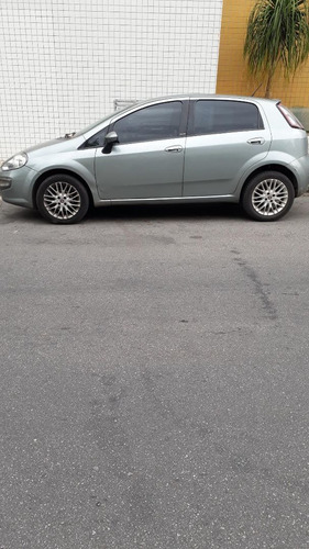 Imagem 2 de 3 de Fiat Punto 2013 1.6 16v Essence Flex Dualogic 5p