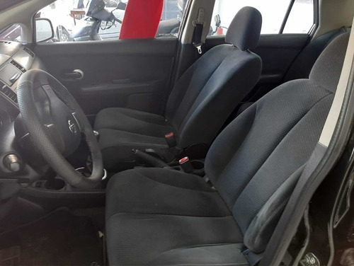 Imagem 4 de 8 de Nissan Tiida 2012 1.8 S Flex 5p
