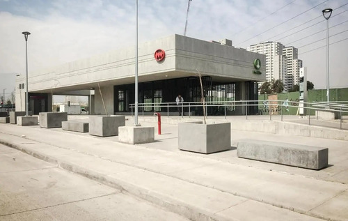 Arriendo Dpto., Metro El Llano 1d +1b Est+bod, Semi Nuevo