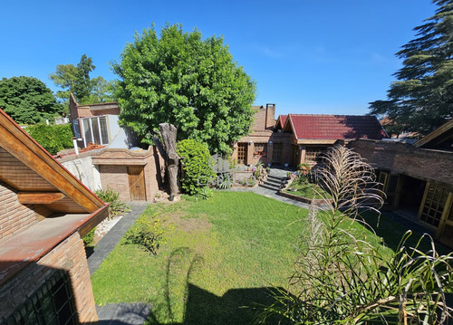 Chalet En Barrio Parque Calchaqui - Quilmes Oeste