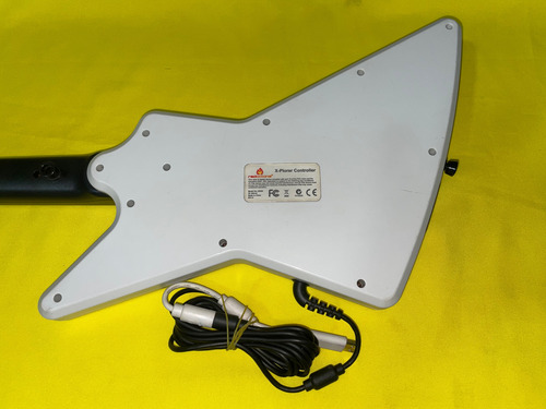 Guitarra Guitar Hero Blanca Con Correa 1 Juego Xbox 360 (Usado)