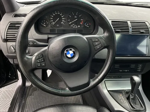 BMW X5 4.4i