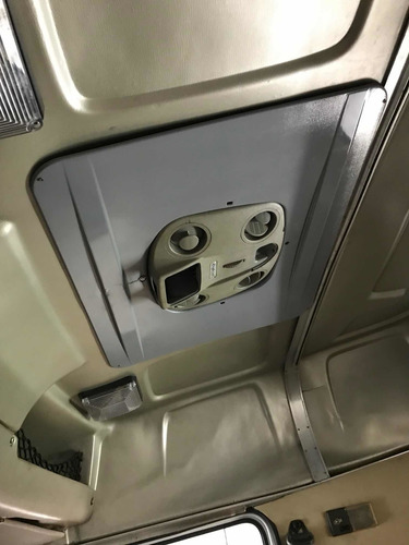 Imagem 8 de 14 de Volvo 360