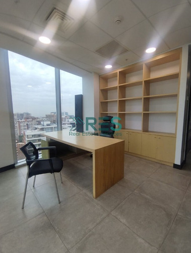 Oficina En Arriendo En Las Condes