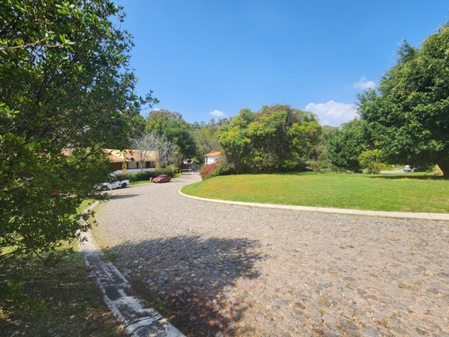 Venta De Lote San Diego 8 Sobre Boulevard Muy Cerca De Las Amenidades Y Del Hotel Del Fracc Rancho San Diego Ixtapan De La Sal Edomex. Se Incluye Proyecto