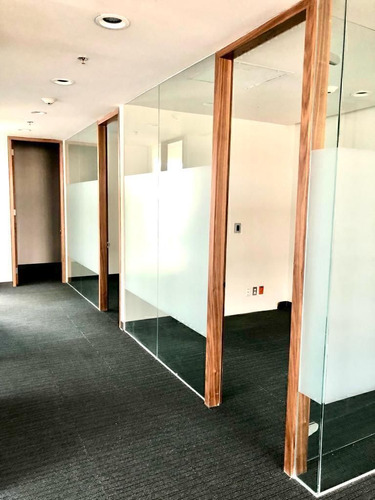 Oficina En Renta En Lomas Altas Torre Quadrata
