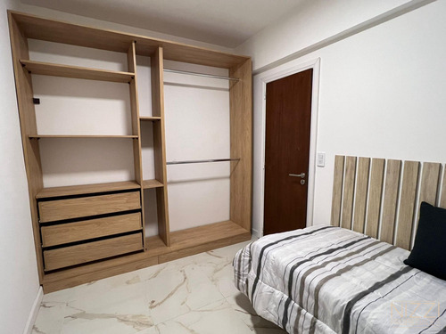 Imagen 17 de 19 de 3 Amb Calle Con Balcon Y Cochera - Ex Terminal - Ref: 1594