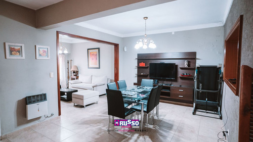 Venta Casa San Justo 6 Ambientes