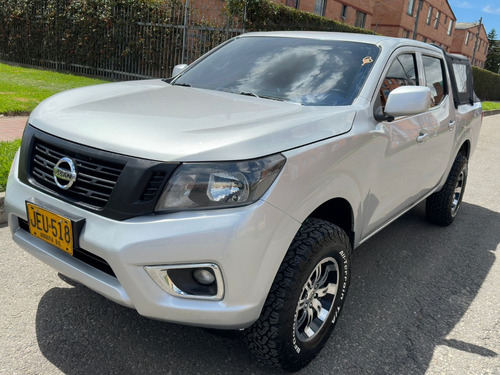 Nissan Frontier Np300 Gls 2.4 Doble Cabina 4x2