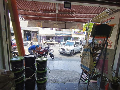 Ferretería En Venta En Catia 24-28724 A.j