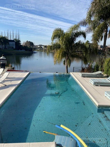 Imagen 8 de 20 de Casa En Venta En Los Castores