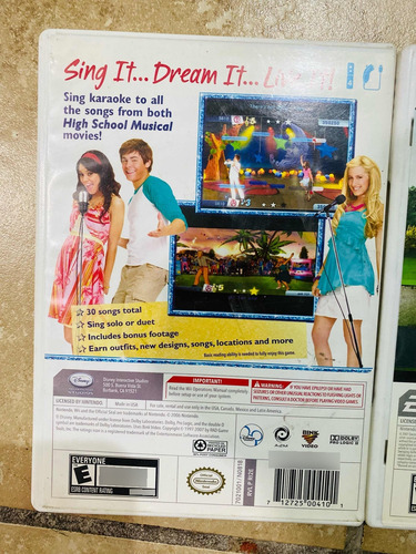 Juego De Wii Par De Juegos High School Y Tiger Woods (Usado)