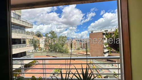 Apartamento En Alquiler En Lomas Del Sol 25-16434 Yf