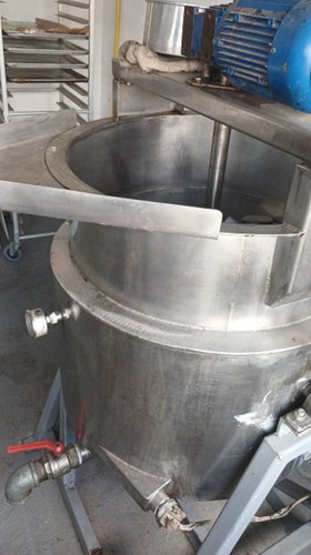 En Venta Oportunidad De Fondo Comercio Productora De Alimentos En El Cementerio Mh