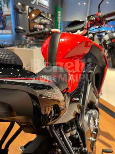 Imagen 4 de 15 de Benelli 180s