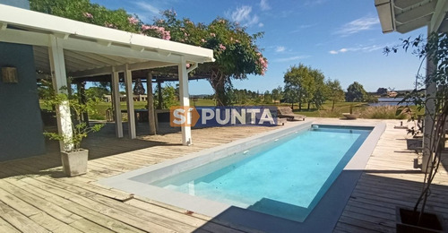 Imagen 3 de 16 de Alquiler Preciosa Casa Para Pasar Sus Vacaciones En El Quijote Chacras