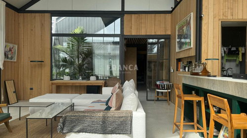 Casa Moderna En Alquiler Temporario En El Tesoro. (ref: Fro-364)