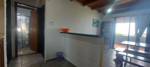 Complejo En Venta De 3 Apartamentos En La Paloma