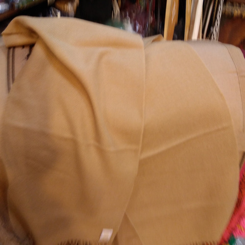 Bufanda Simil Vicuñita. Tuyunti Artesanias Vicuñita Liso Adulto