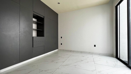 Casa Nueva En Venta En Cuernavaca, Col. Delicias 3 Recámaras, 4 1/2 Baños, Estudio, Alberca