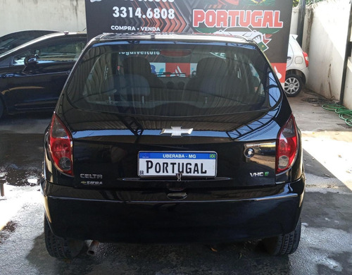 Imagem 4 de 11 de Chevrolet Gm Celta Ls 1.0 Preto 2012