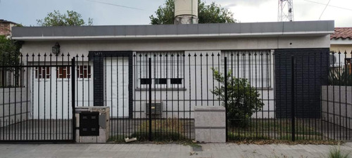 Casa A La Venta En  Alta Cordoba Pje Cires 3400