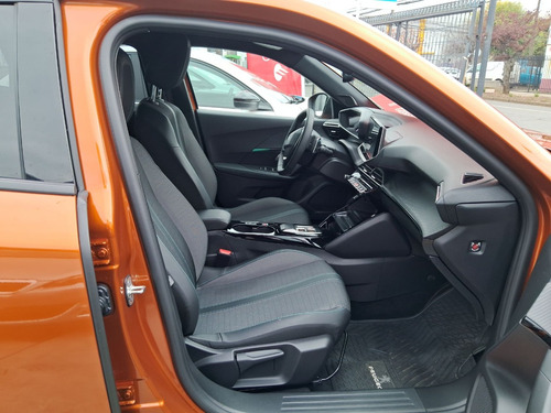 Peugeot 2008 1.2 Active Pack 130Hp Eat8