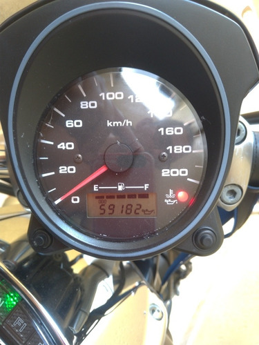 Suzuki M800