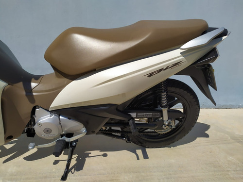 Imagem 3 de 9 de Honda Biz 125 Branca 2019