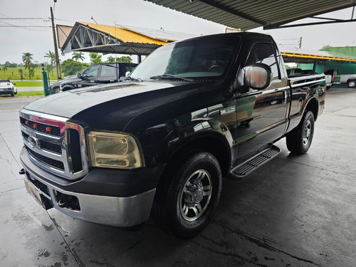 Ford F-250 3.9 Xlt 4x2 2p