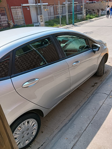 Ford Fiesta 1.6 S Sedan At
