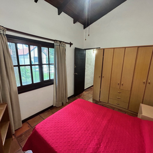Chalé Paradas Mansa 4 Dorm 4 Baños Piscina Climatizada, Cerco Perimetral, Garaje, Muebles, Todo Impecable. Venta Us$ 398.000.00.