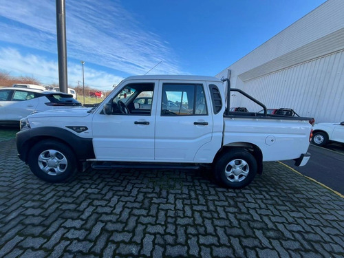 Mahindra Pik Up 2.2 WORK 4X2 DIESEL REFRESH DC MT 4P