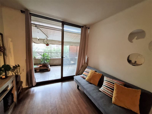 Departamento En Arriendo De 1 Dorm. En Santiago