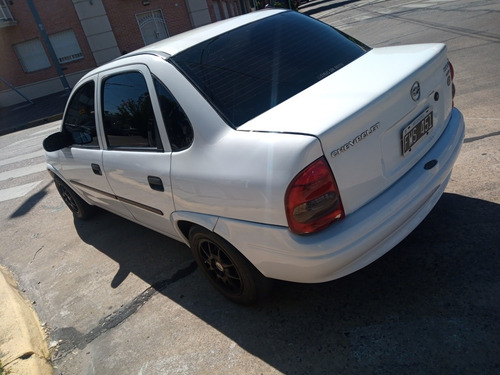 Chevrolet Corsa Full