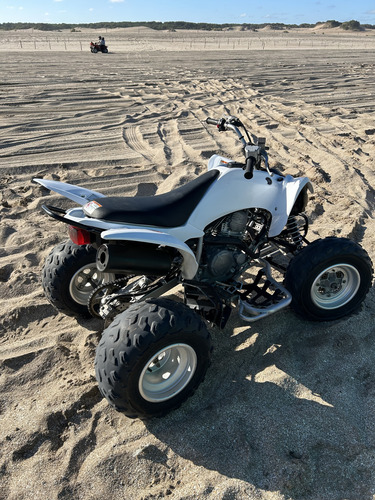 Cuatriciclo Yamaha Yfm250r