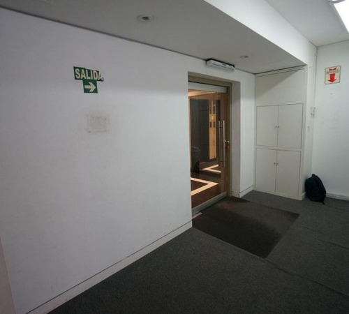 Oficina En Alquiler En El Centro. Muy Buen Piso De 230 M2