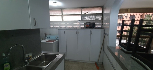 Imagen 9 de 30 de Venta 1era Av. Palos Grandes 107 M2. 100.000