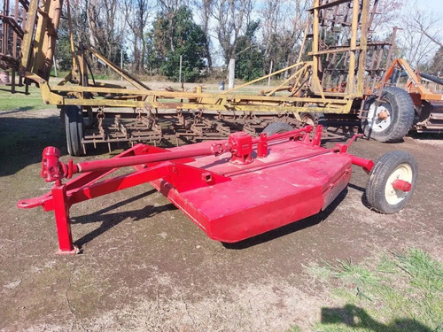Imagen 4 de 4 de Desmalezadora De Arrastre 1.50 Mts