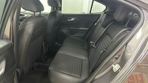 Fiat FASTBACK 1.3 T270 At6